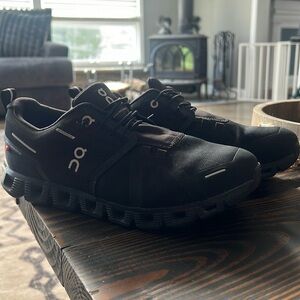 On Cloud Cloud 5 Waterproof Sneakers